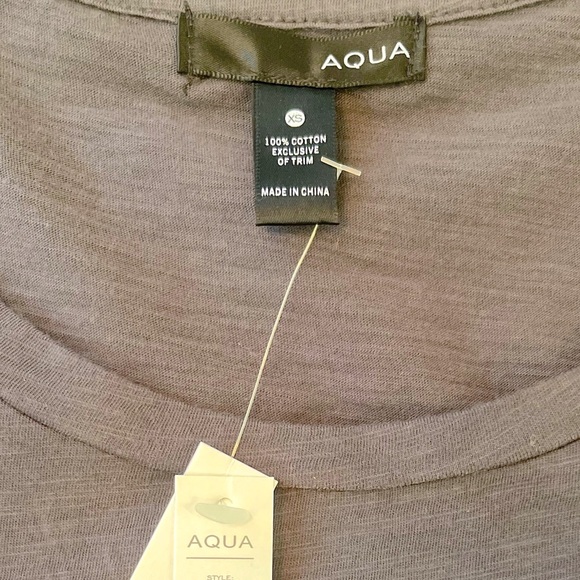 NWT💀Bloomingdale’s Aqua,  skull detail, soft tee, rhinestone chest pocket, XS! - Picture 5 of 5